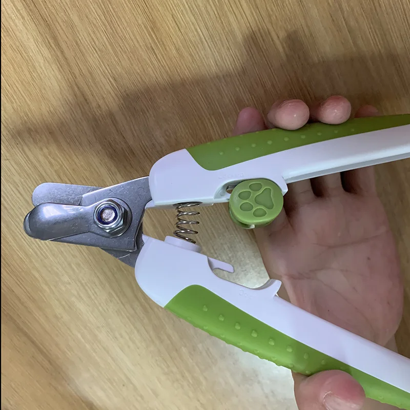 Professional Pet Nail Clippers and Claw Trimmer with Safety For Animals Paws Grooming Dog Cat Clippers