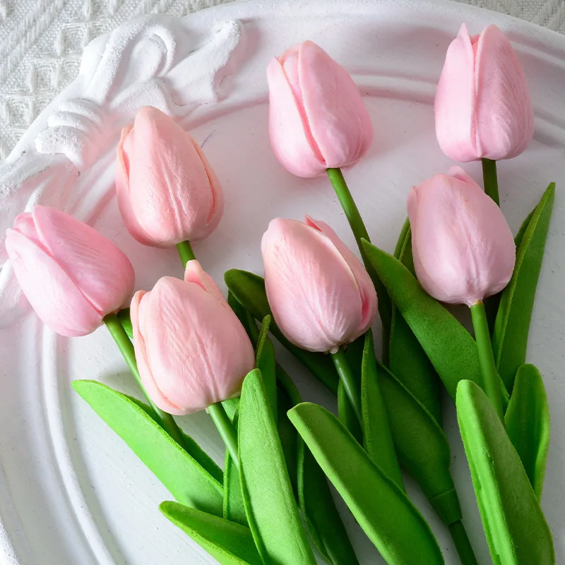 New pu feel tulip simulation flowers real touch tulips outdoor wet decoration shooting props bouquet decoration tulip flowers