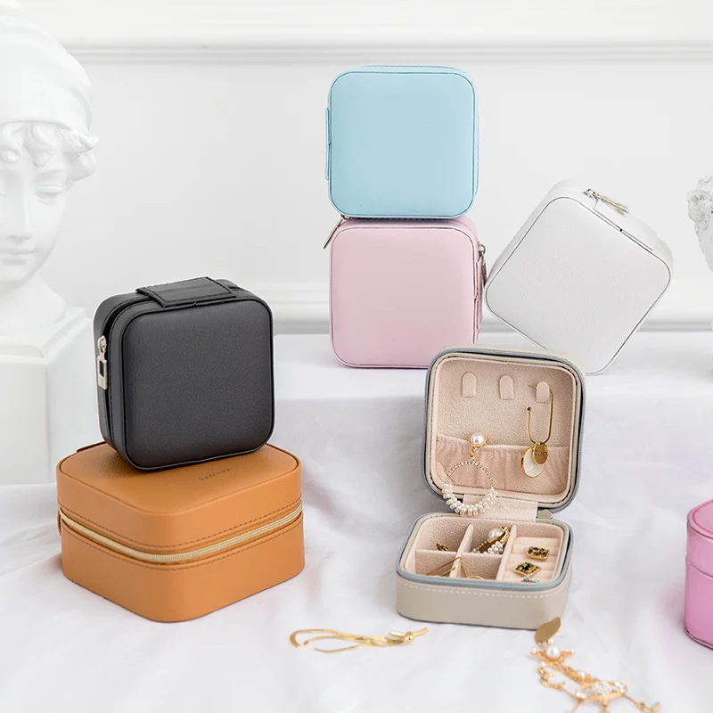 portable jewelry case hot sale Travel leather storage necklace Packaging Boxes display Jewelry organizers in stock