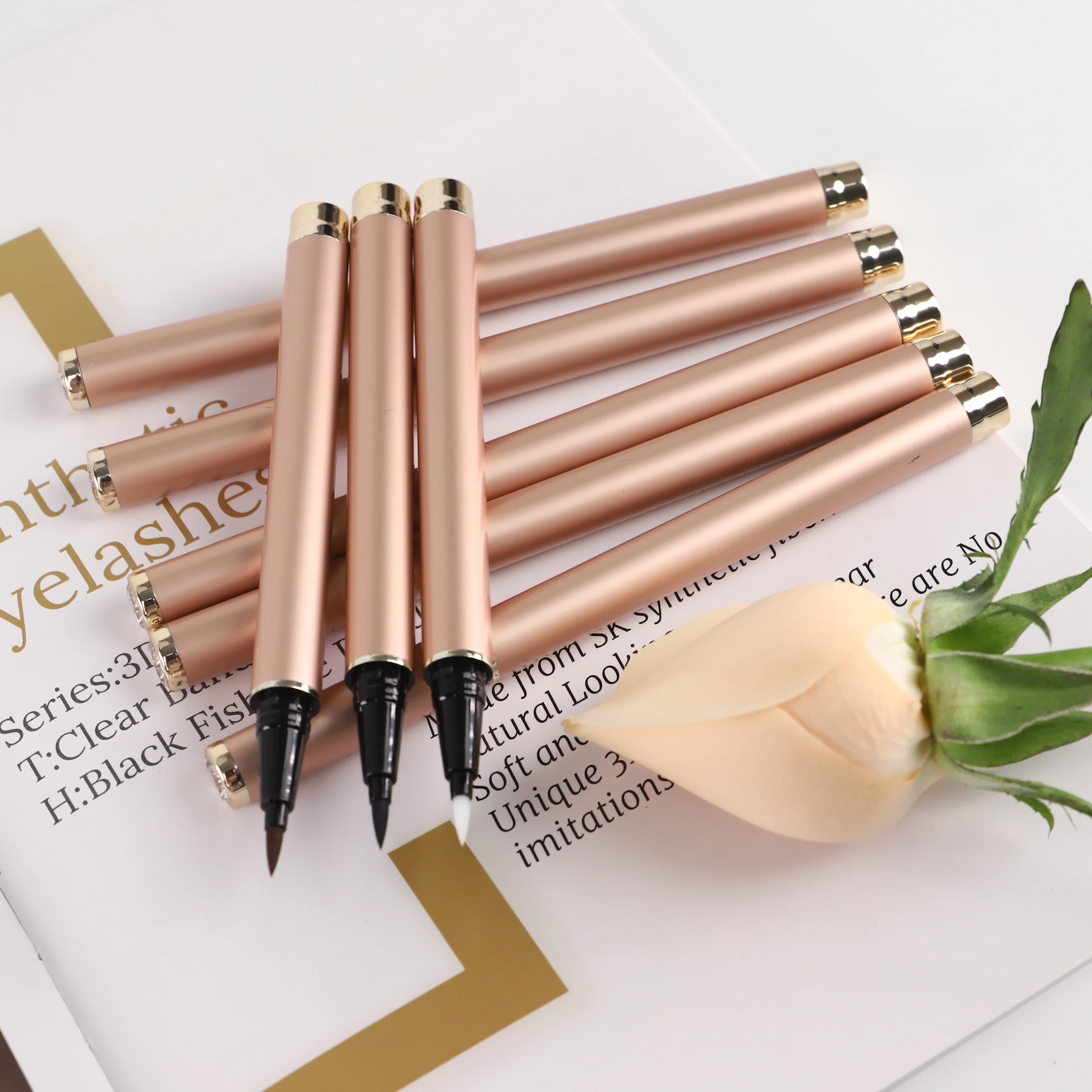 Eyeliner and glue 2 in 1 sticky waterproof eyeliner magic pen wih 3d mink lashes