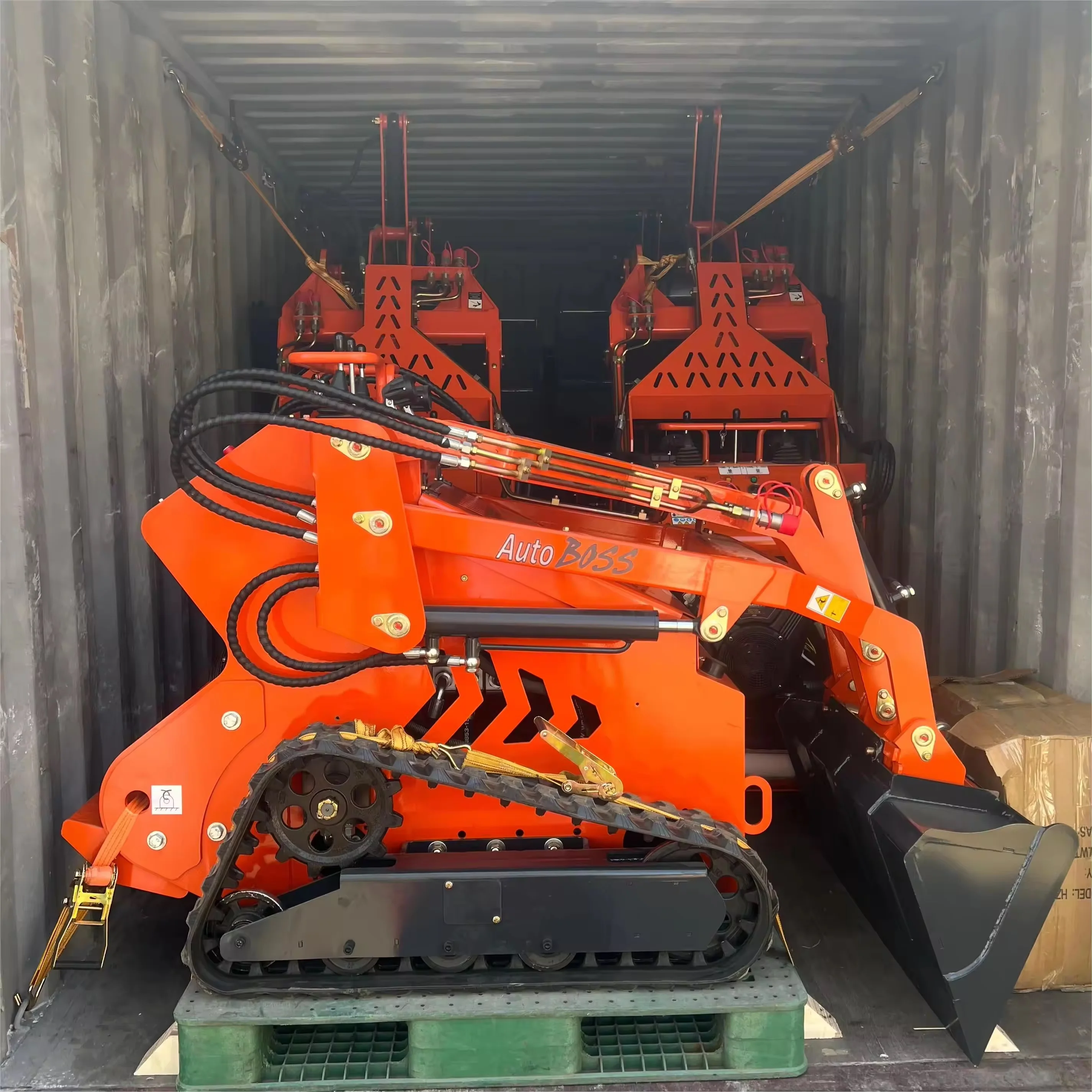 China Factory 400kg 600kg Garden Front Loader CE Mini Skid Steer With EPA Export USA
