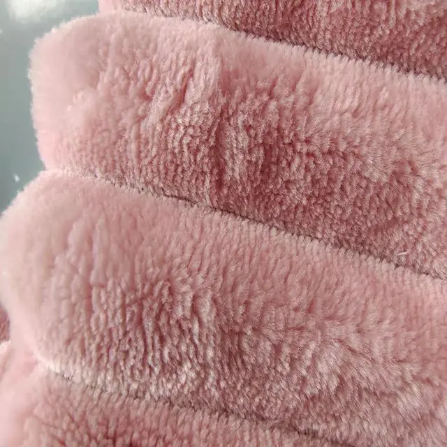 Конкурентоспособная цена трикотажная Вельветовая ткань из 100% полиэстера для домашнего текстиля и одежды