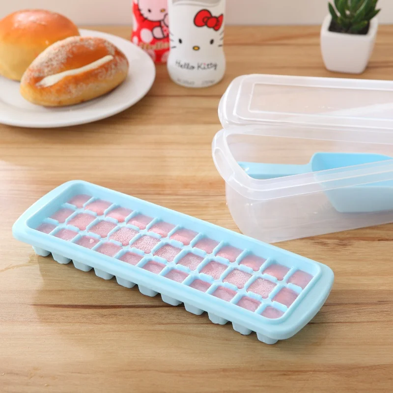 33 Cavities Diamond Shaped Silicone Ice Cube Trays With Lids