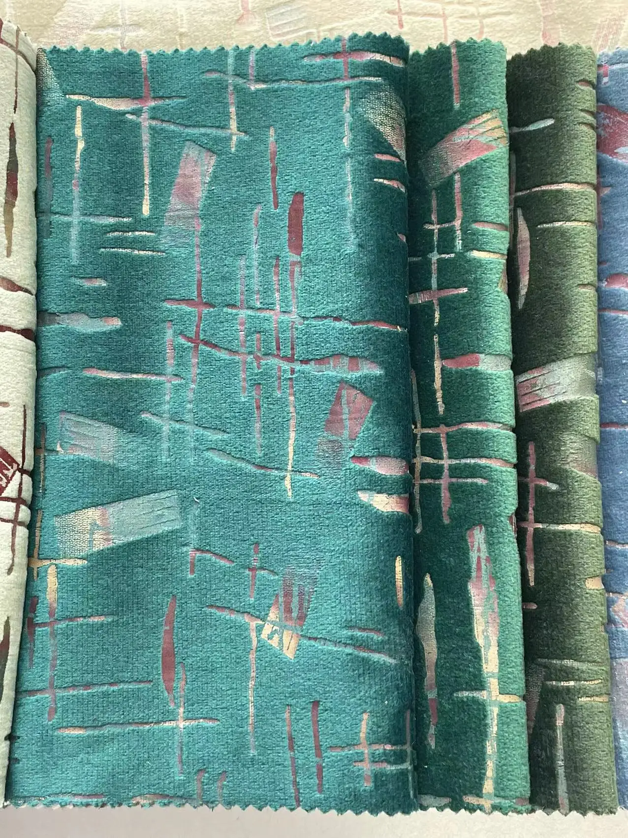 hot selling pressure rubber patterned shell fabric furnishing fabrics for curtain