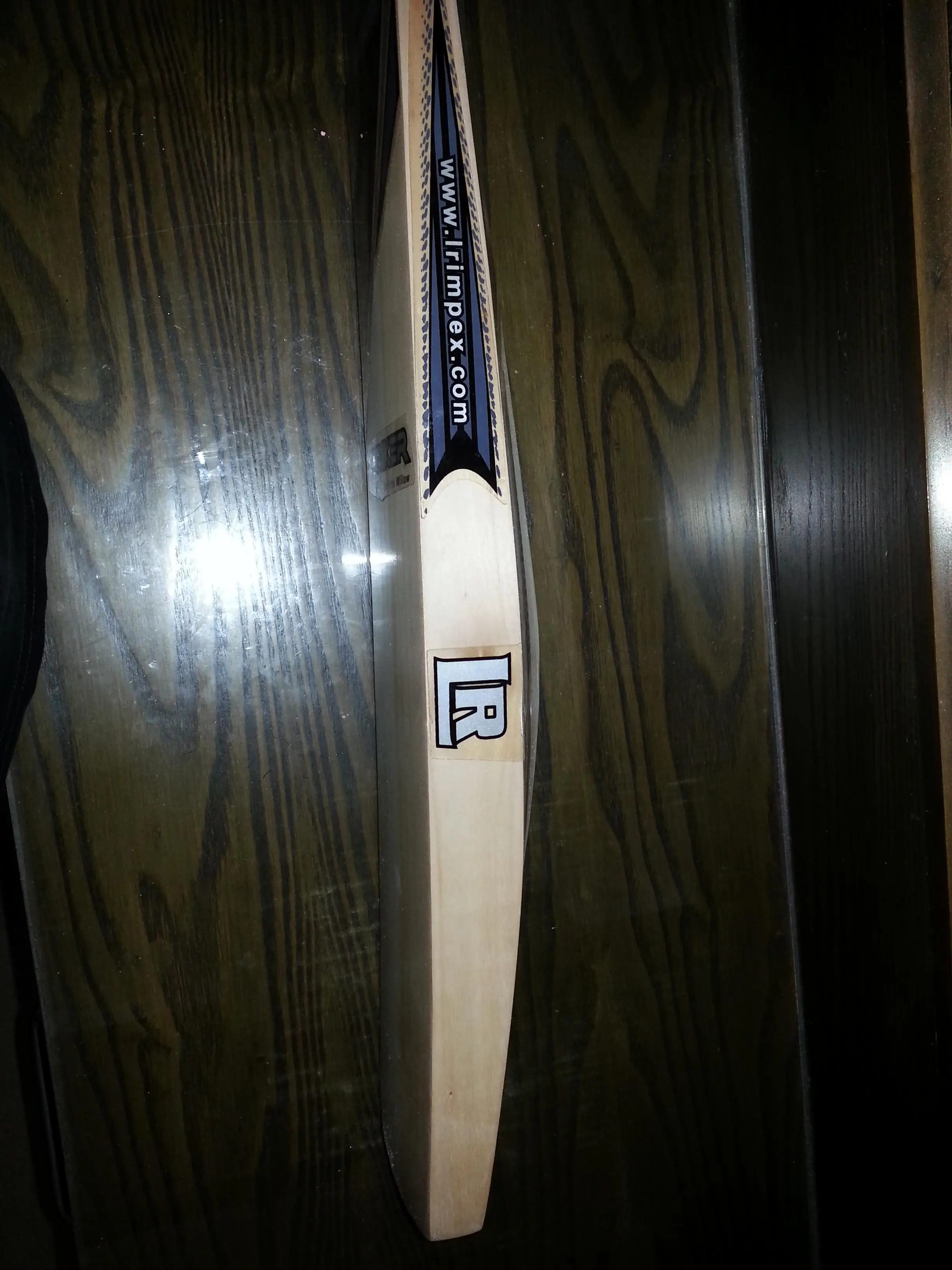 Биты для крикета из английской ивы высшего класса, биты для крикета с индивидуальными требованиями от 2,7 фунтов до 3,1 фунтов