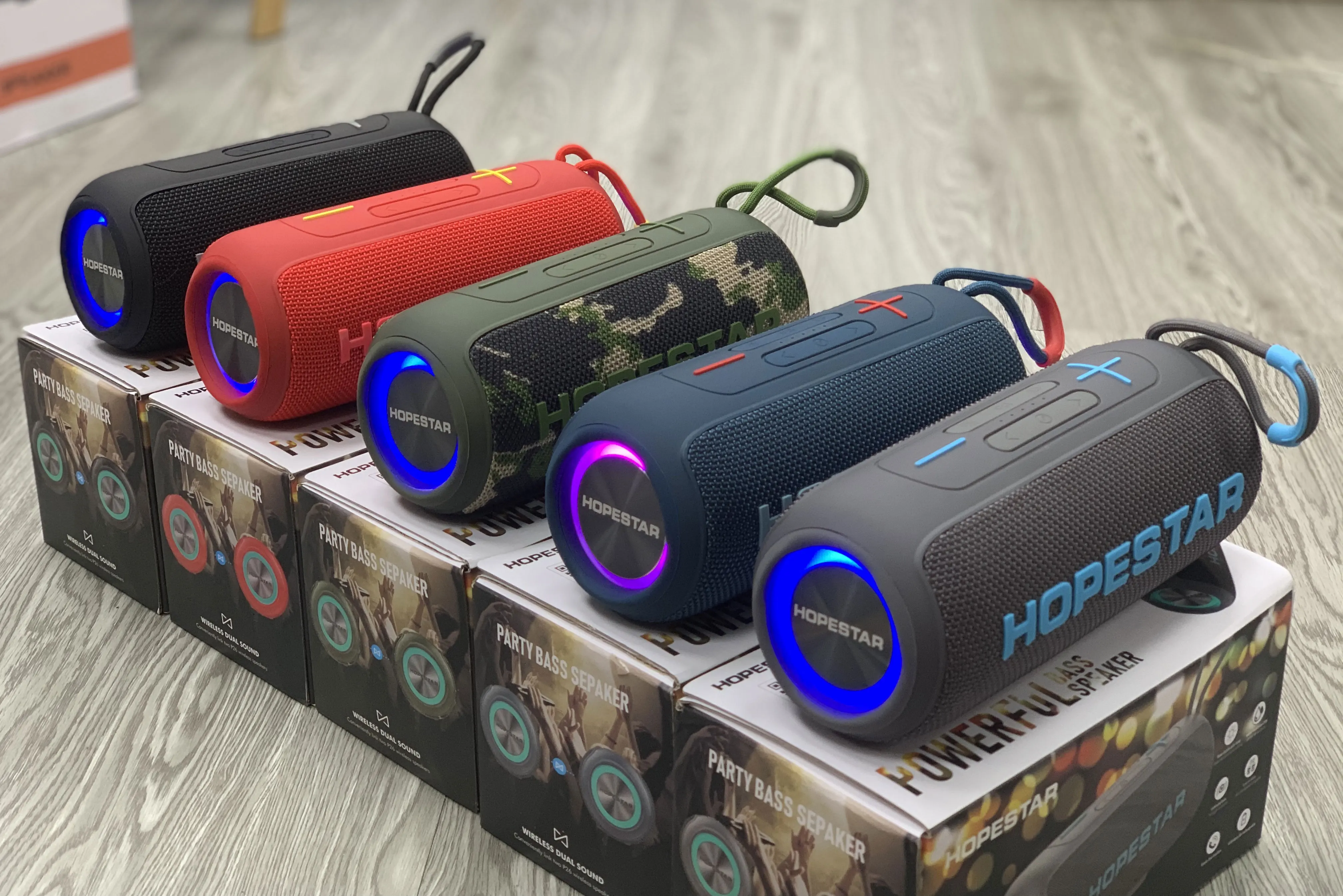 2022 High Quality New Stereo Speakers Wireless IPX6 Waterproof Portable Bluetooth Speaker