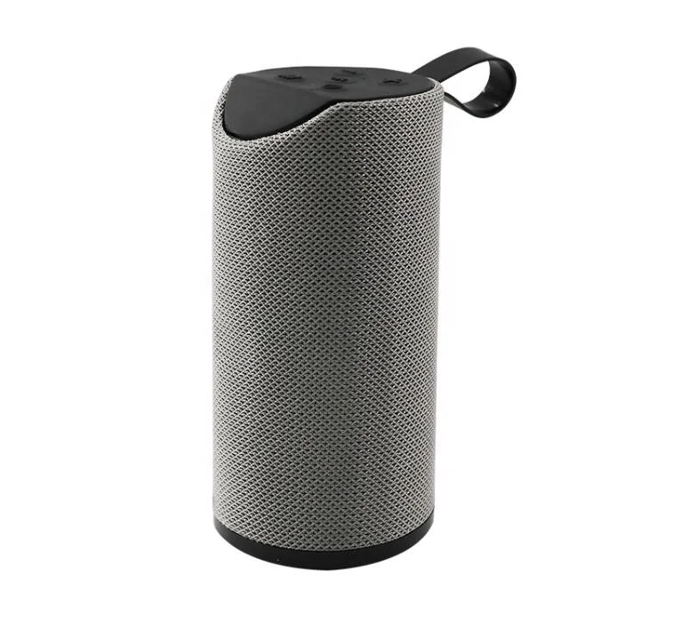 Small Portable Waterproof Bluetooths speaker with Microphone Wireless FM Radio Speaker
