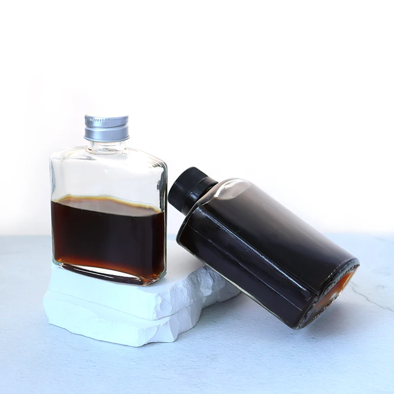 In stock 50ml 100ml 200ml 250ml  bevel shoulder flat  cold brew coffee bottle custom color black  flat glass drinking bottles