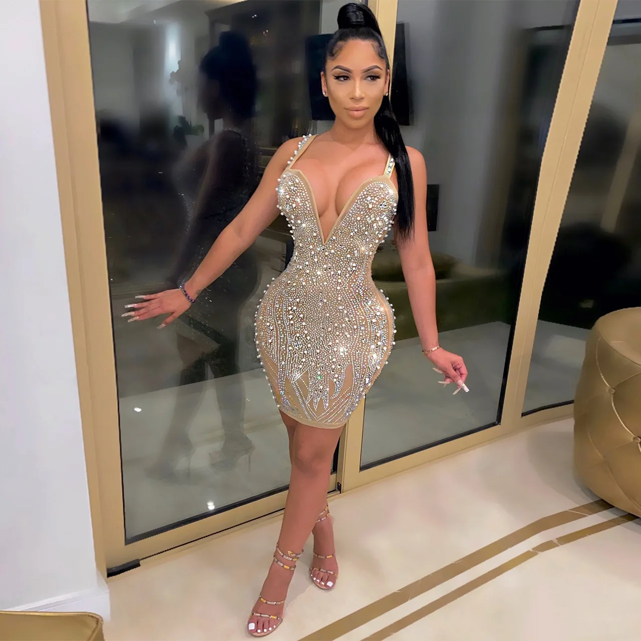 Hot selling autumn and winter new sexy suspender hot drilling bubble bead V-neck nightclub party dress