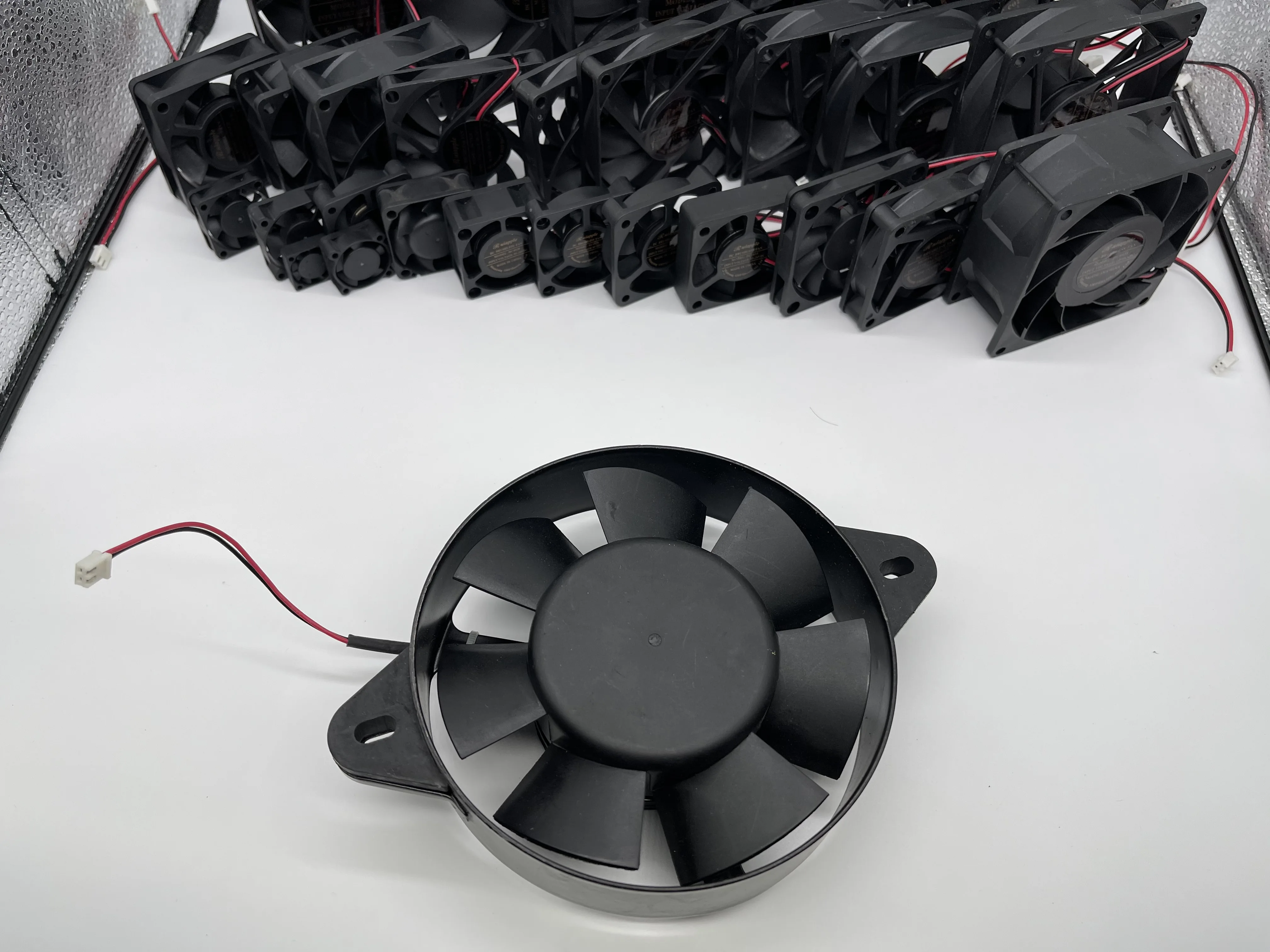 12v 142mm*37mm round dc axial fan two ball bearing 1437 fan