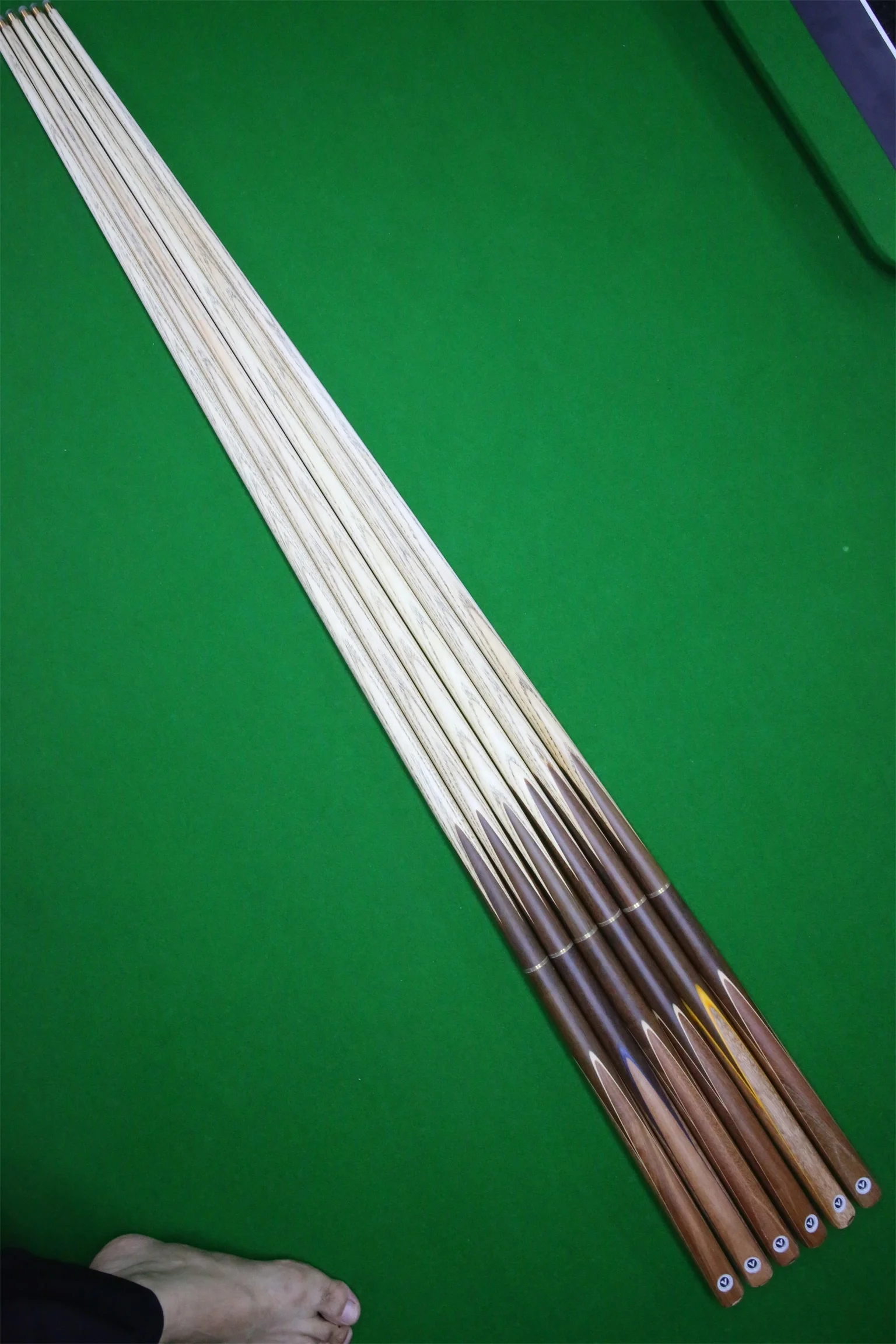 Cheap hotsale superpower snooker cue stick for snooker game