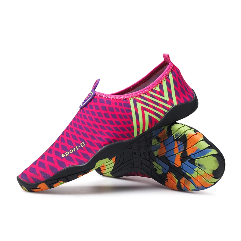 
2020 New Design Comfort Fashion Mens Water Swimming Shoes Softer Sport Sand Folding Beach Shoes for Women Walking On Water 