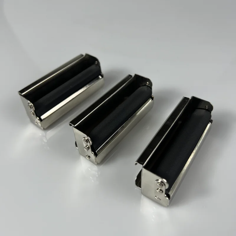 Factory direct sales Cigarette Rollers Wholesale mini Metal Manual Cigarette Rolling Machine