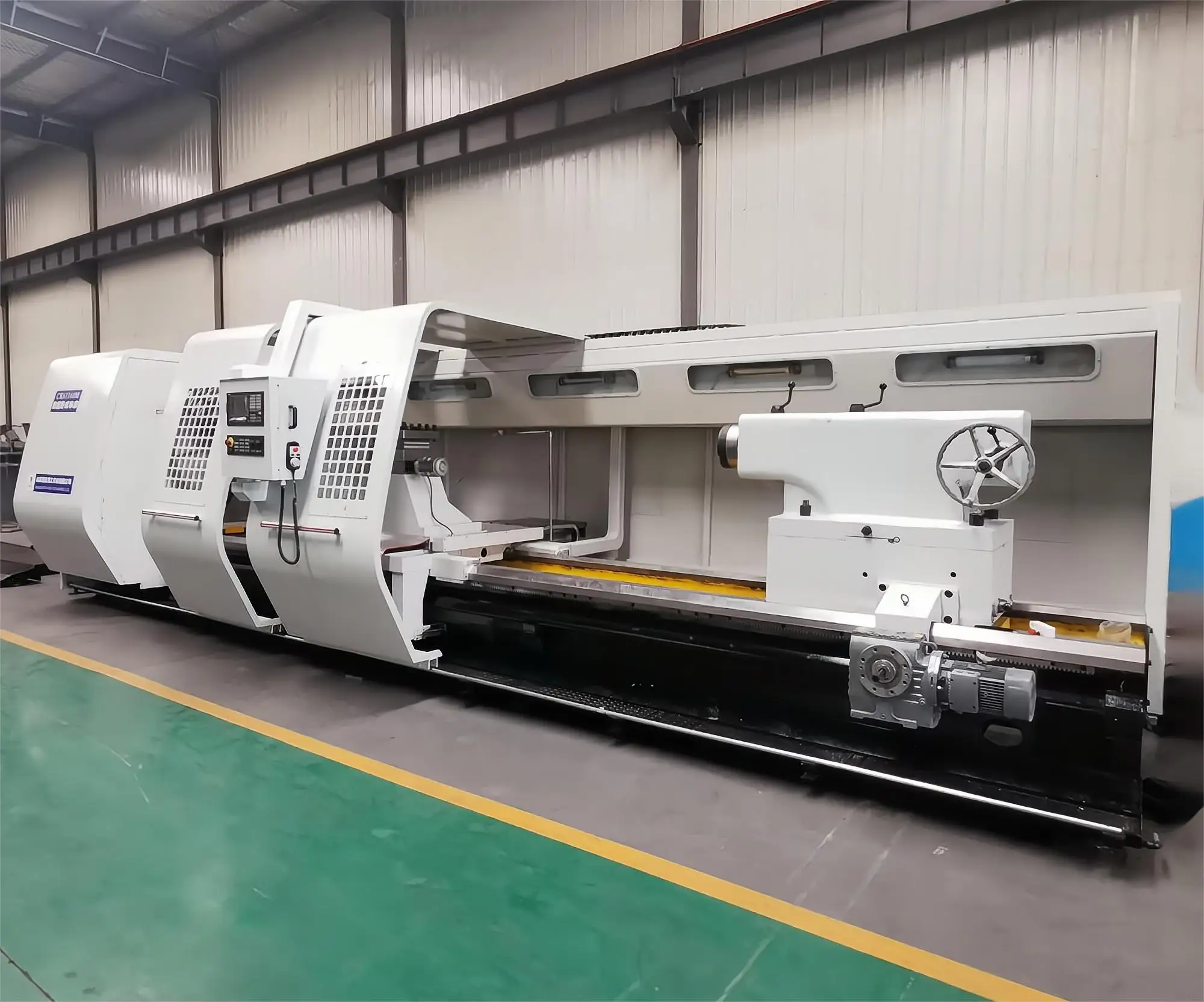 Горизонтальный сверхмощный токарный станок с ЧПУ