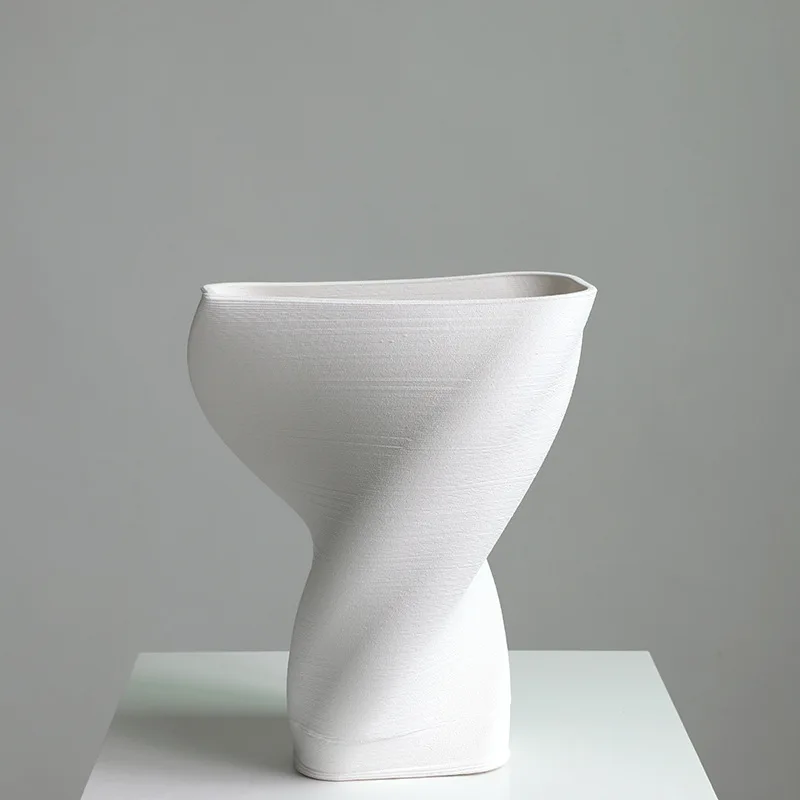 3D Printed Unique Twisted Body Ceramic White Vase Big Size Chinese Porcelain Indoor/Outdoor Home Decor Wedding Gift Restaurants