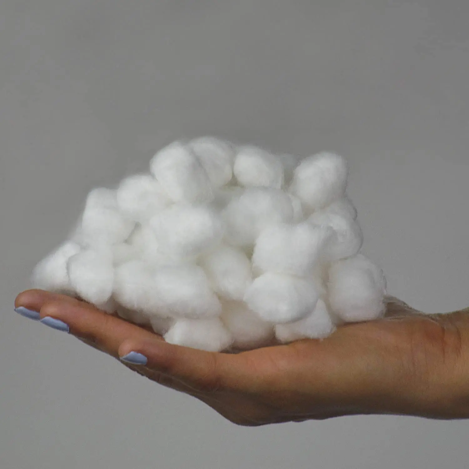 Wholesale Hospital Medical Absorbent Cotton Ball Pure Cotton Sterilize Disposable Alcohol White Cotton Gauze Balls