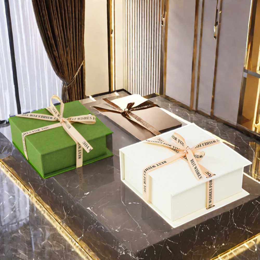 In-Stock Wholesale Paper Boxes Top Custom Printed Cosmetic Closure Gift Paper Packaging Box With Ribbon