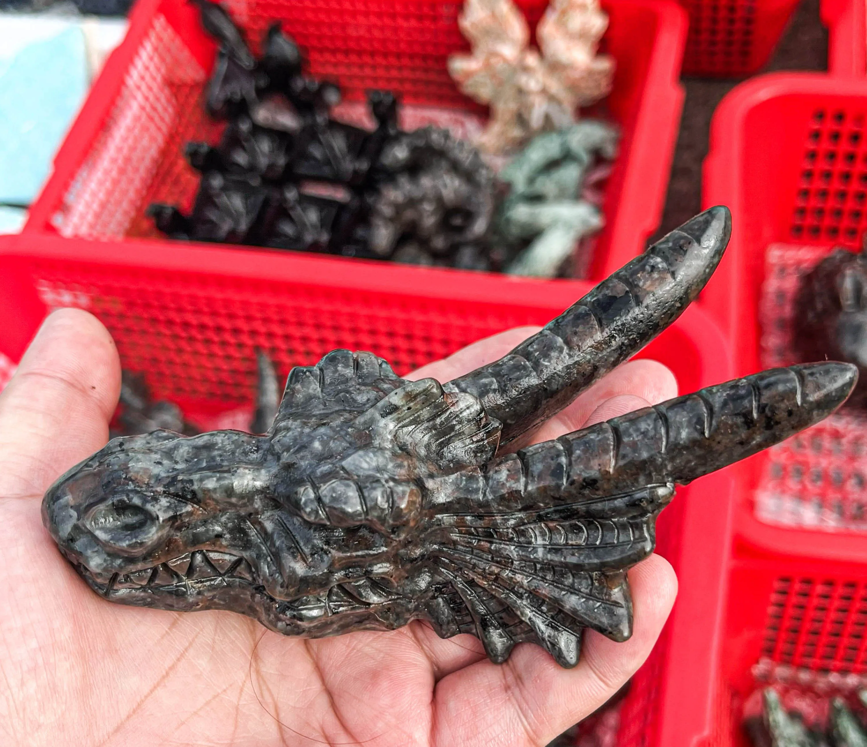 Dragon head Crystal Wholesale yooperlite Dragon head Crystal Hand Carved Crystal Crafts For Fengshui