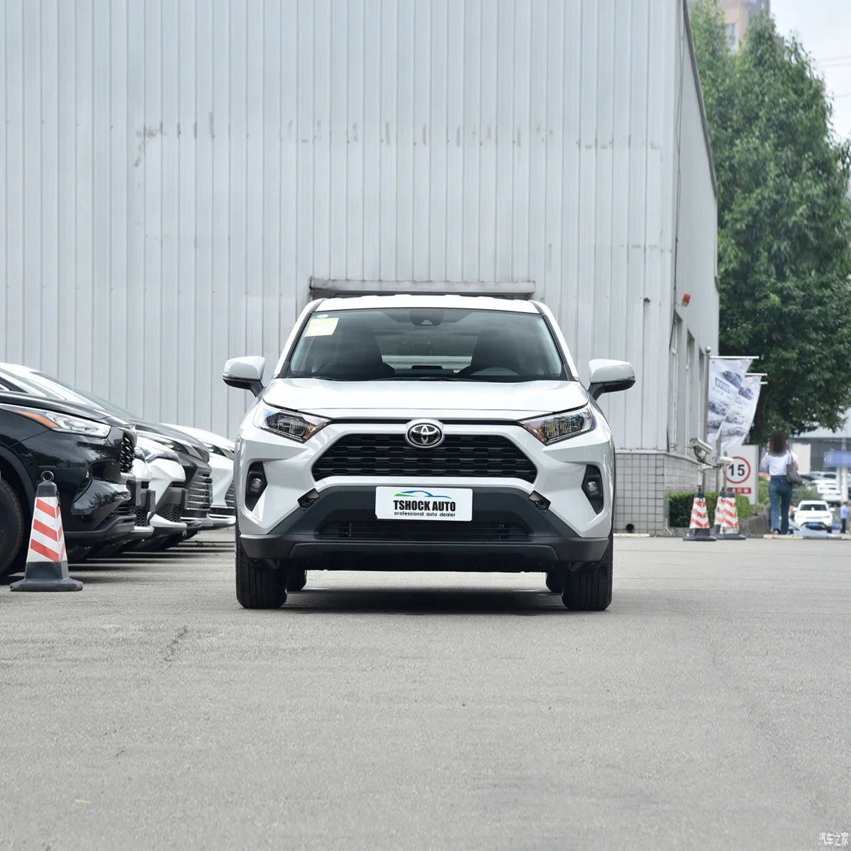 Rav4 дешевые подержанные автомобили TOYOTA для продажи/Подержанные 2010 в наличии большие цены на складе corolla 2013 б/у