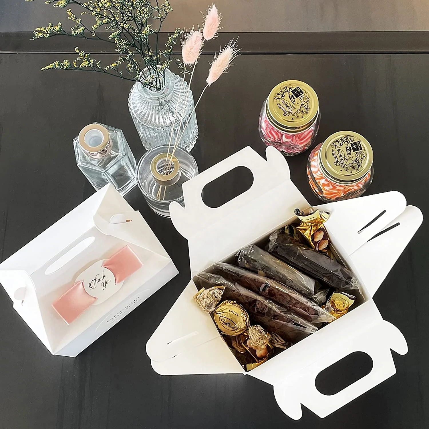 Luxury food container paper packaging cake gift cupcake box with handle for custom food box packaging