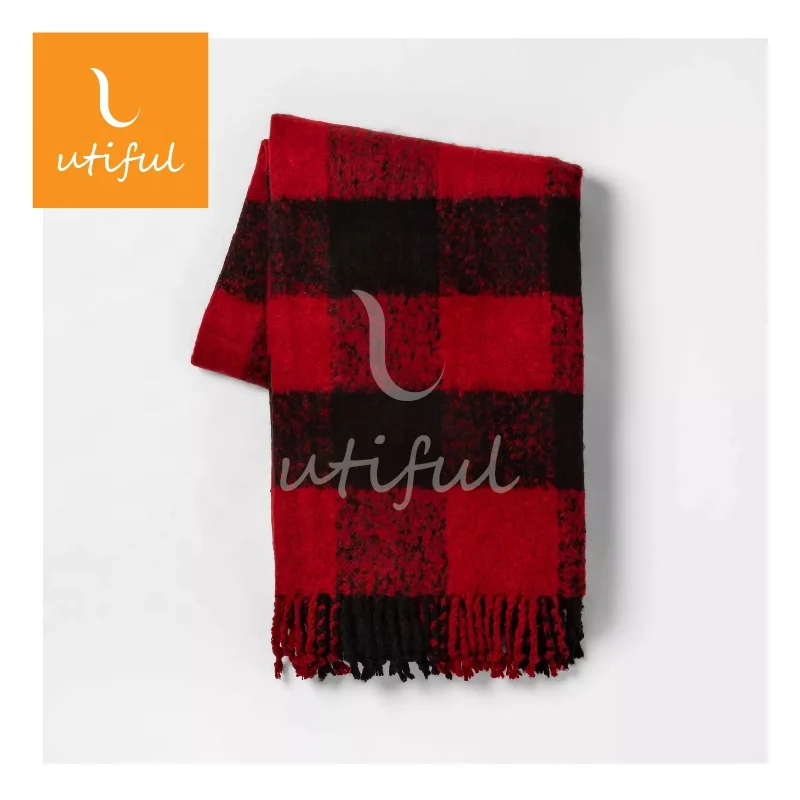 Christmas 100% Acrylic red and black Check Patterns Woven Mohair like Throw Blanket With Tassels