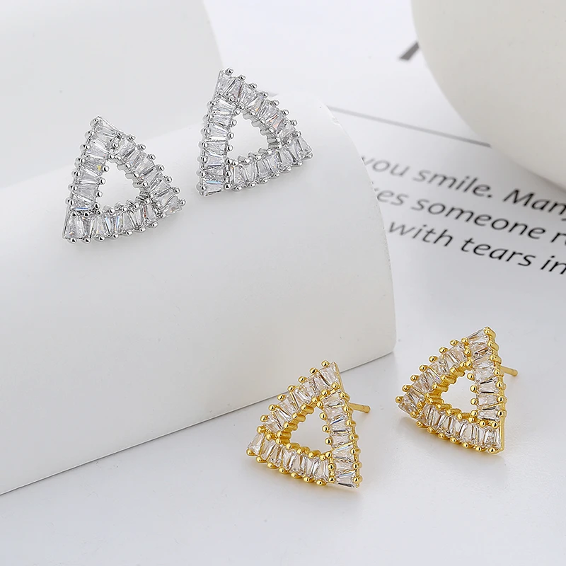 RFJEWEL Simple Classic Shiny Zircon Triangle Brass Genuine Platinum/Gold Plated Delicate Stud Earrings