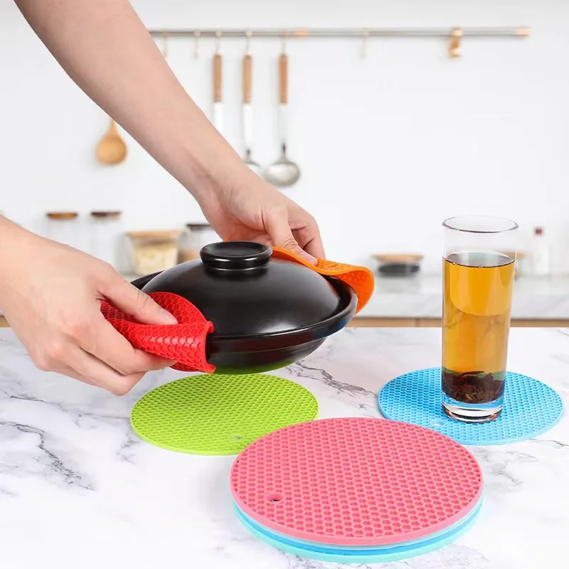 New Product High Temperature Non-Slip And Non-Shift Round Honeycomb Silicone Heat Pad