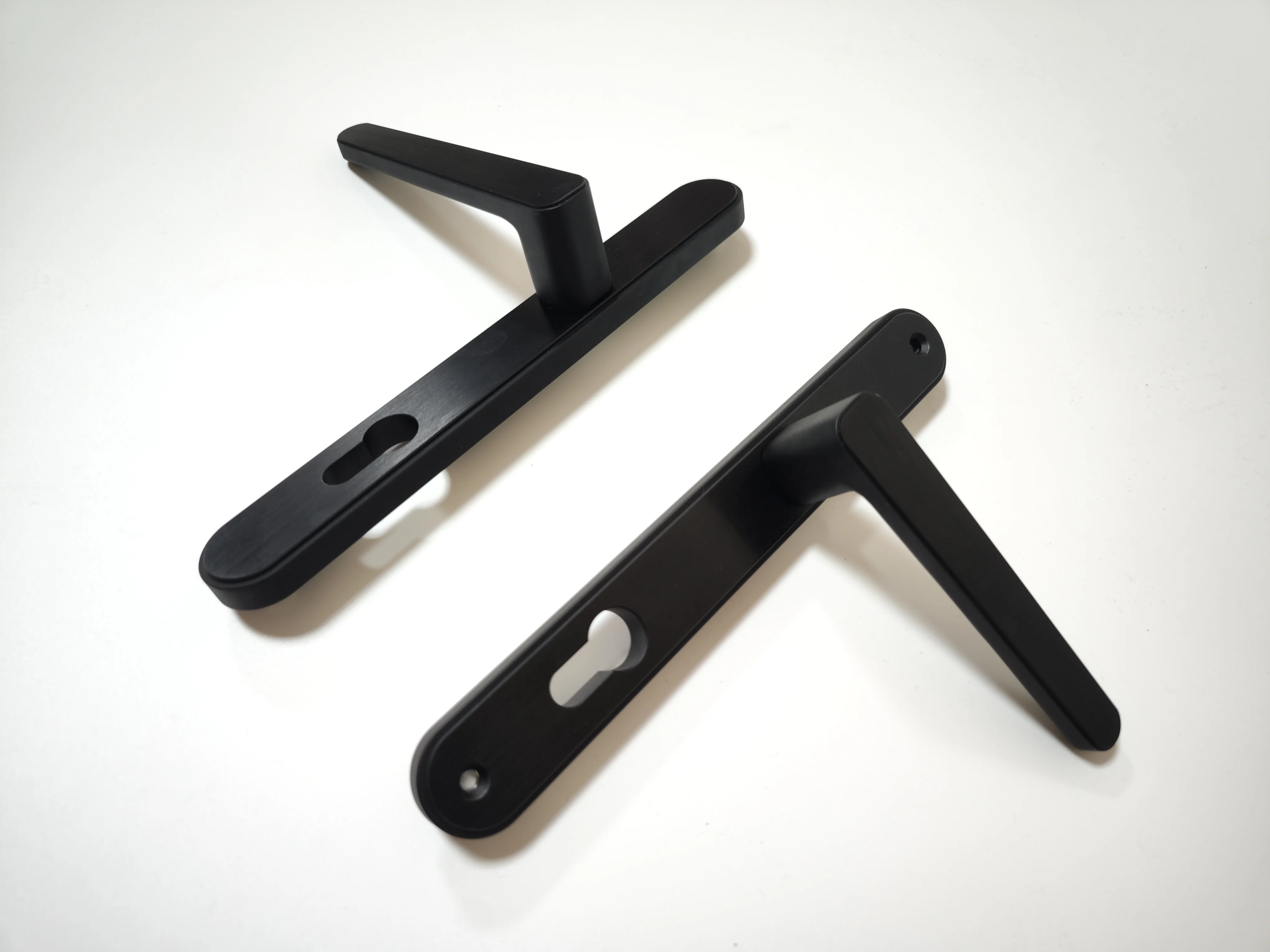 Hot Fashion CNC Black Hotel House office building sliding  Aluminum handle ODM OEM Matt Black Door handle Lever Door Lock Handle