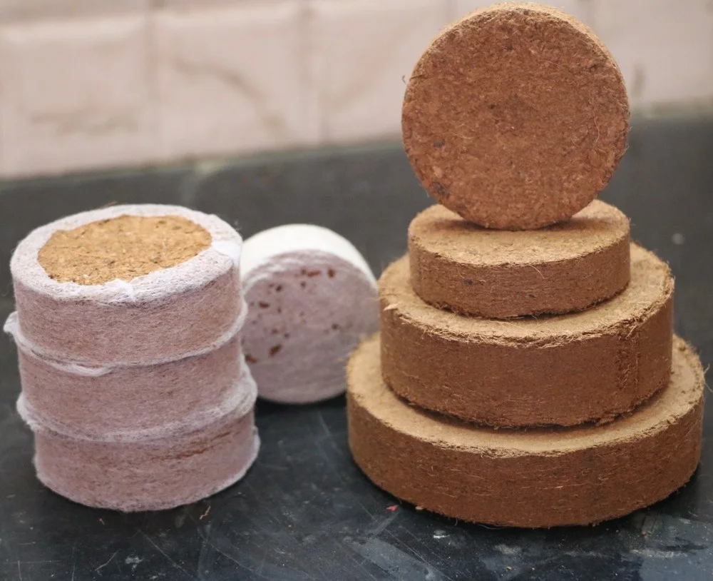 Highly Organic Coco Coir Plugs from India 5kg Block Disc Pellet Soil for Seed Growing and Agriculture Cocopeat