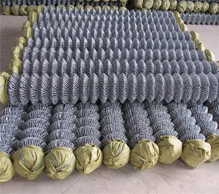 PVC coated 50*50mm  wire mesh fencing chain link fence green and galvanized chain link fence