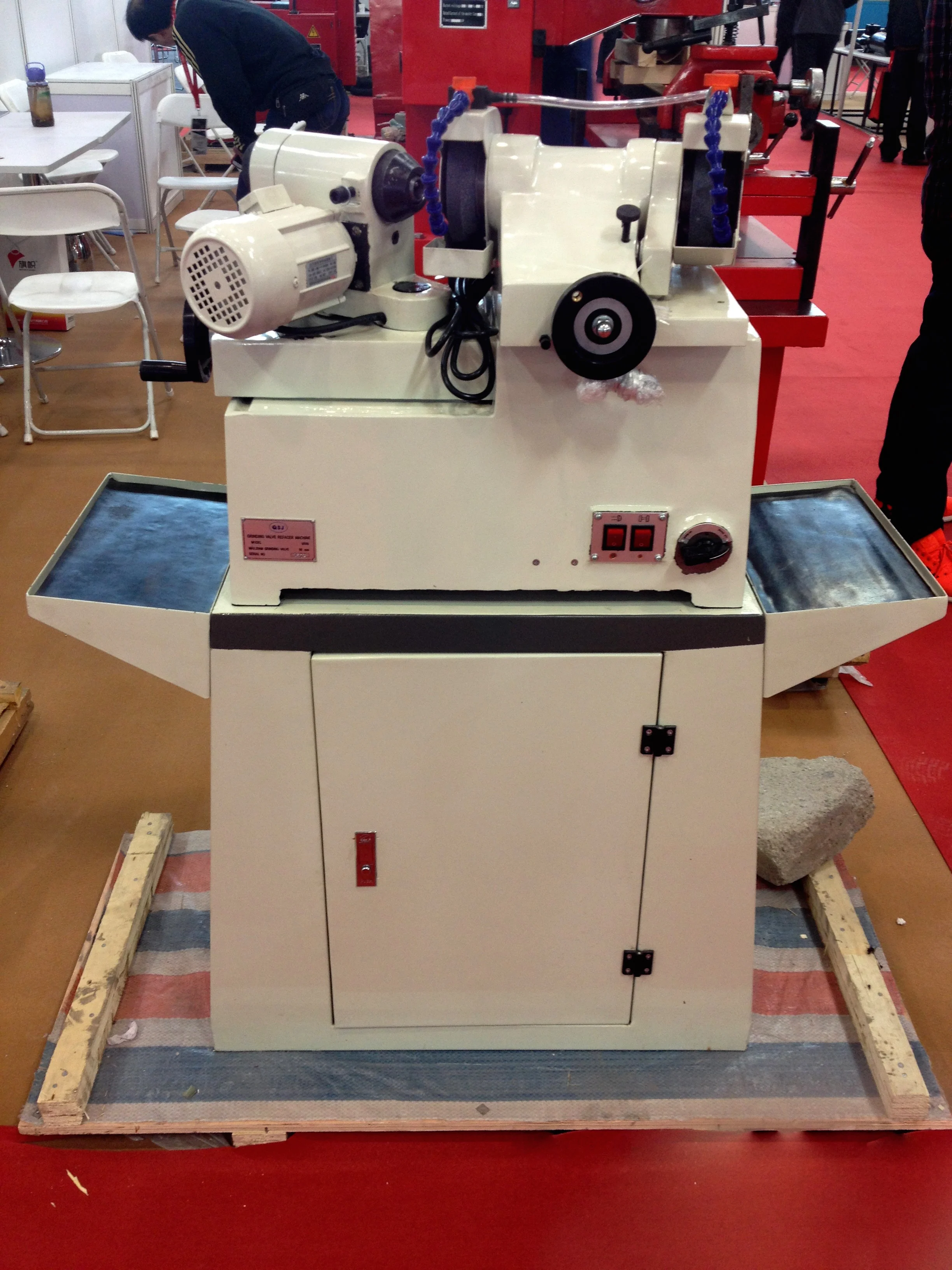 Brand new Automobiles Engine Repair valve grinding machine with high quality