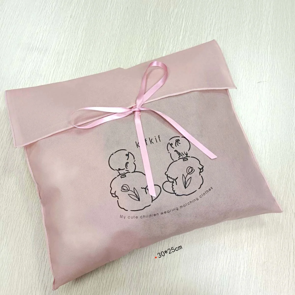 Custom Logo Printed Non-Woven Fabric Envelope Clothes Shoe Packing Pouch With Bow Reusable Flap Gift Dust Bag