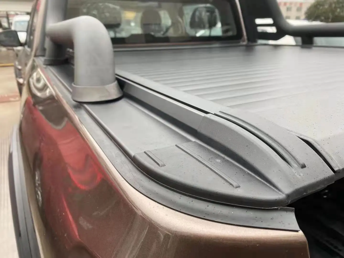 
Cheap pickup truck bed cover roller lid manual hard retractable tonneau covers for Ford Ranger F150 
