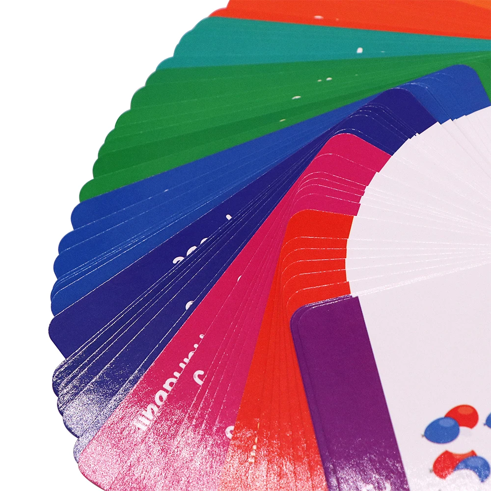 Производитель предоставил двусторонние карты игры настроить свои собственные игровые