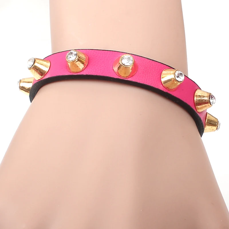 fashion vintage PU leather women bracelet women custom wholesale plastic diamond inlay rivet bracelets personalized bracelet