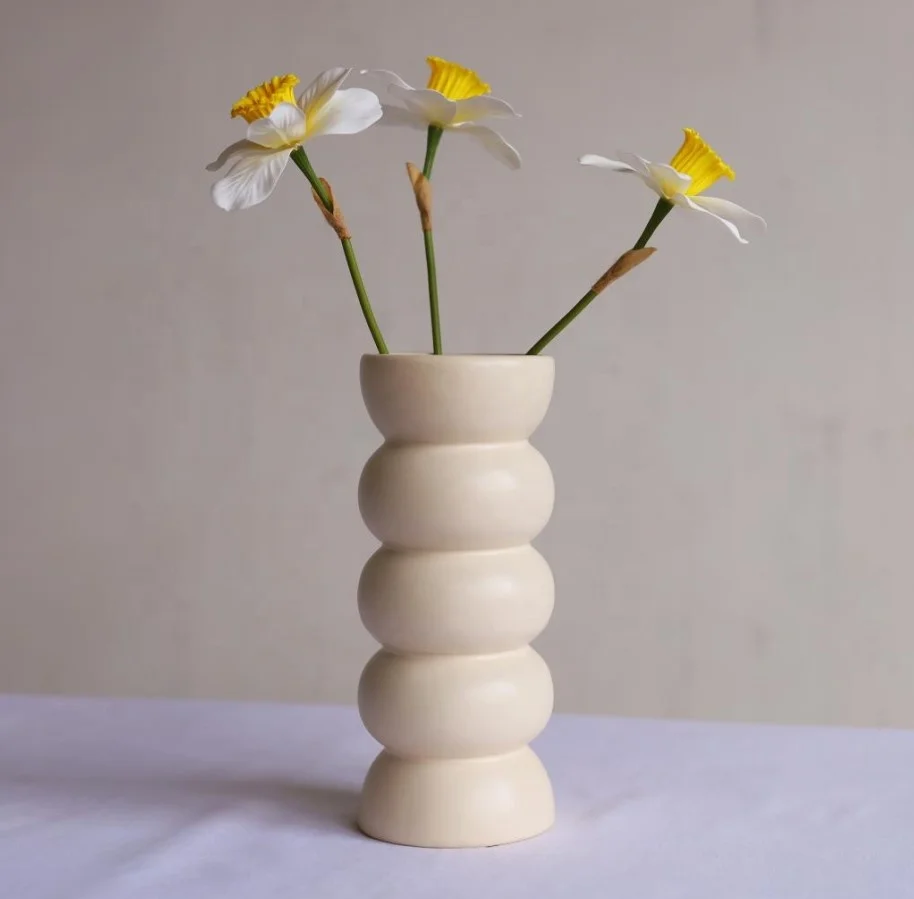 2024 Minimalist Cream White Small Tall Circle Round Cylinder Floral Porcelain and Ceramic Vases