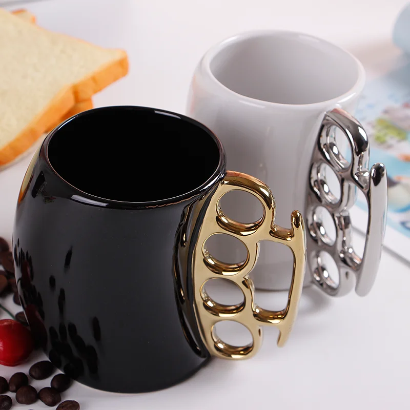 
Creative Ceramic Ring Mug With Gold Finger Fist Cup Handle Coffee Milk Ceramic Cup White/black 