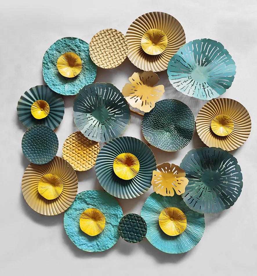 Light Luxury Modern Metal Handicraft 3D PC Abstract Wall Art Decor Hand-Held Wire Custom Garden Decoration Old Custom Hanging