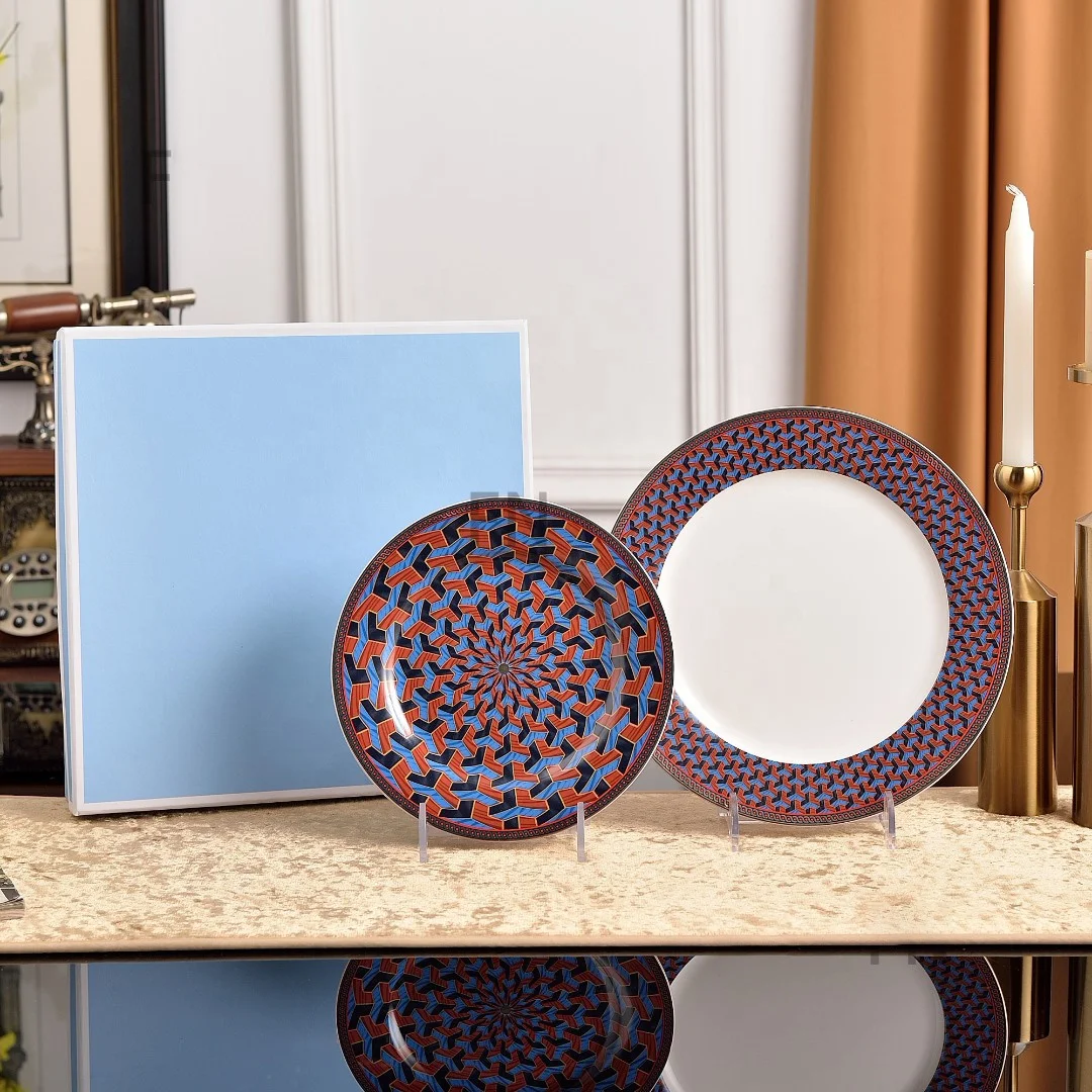 New Product Stereoscopic Pattern Bone China Plate and Home Decoration Porcelain Charger Plate