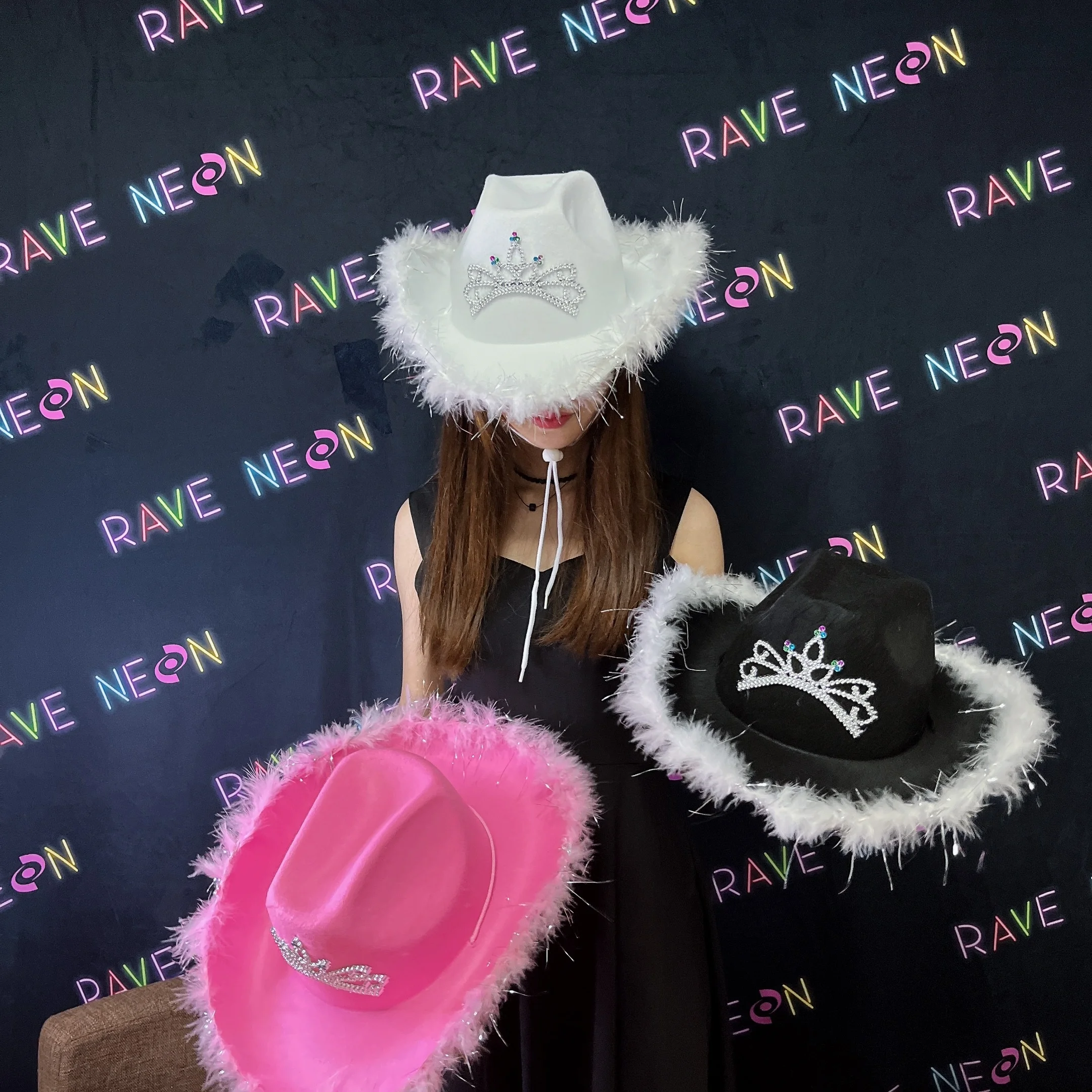Оптовая продажа 2022 ковбойская шляпа для взрослых с тиарой и перьями Cowgirl