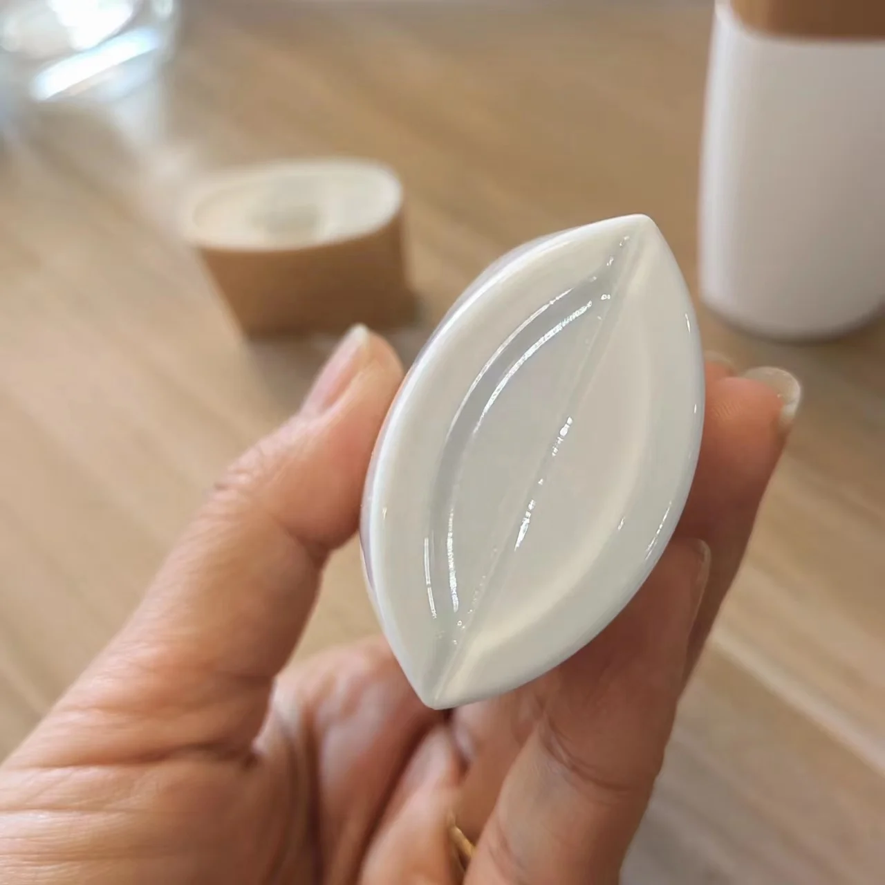 60ml 2oz HDPE and EVOH sunscreen bottle for plastic BB cream cosmetic bottle packaging