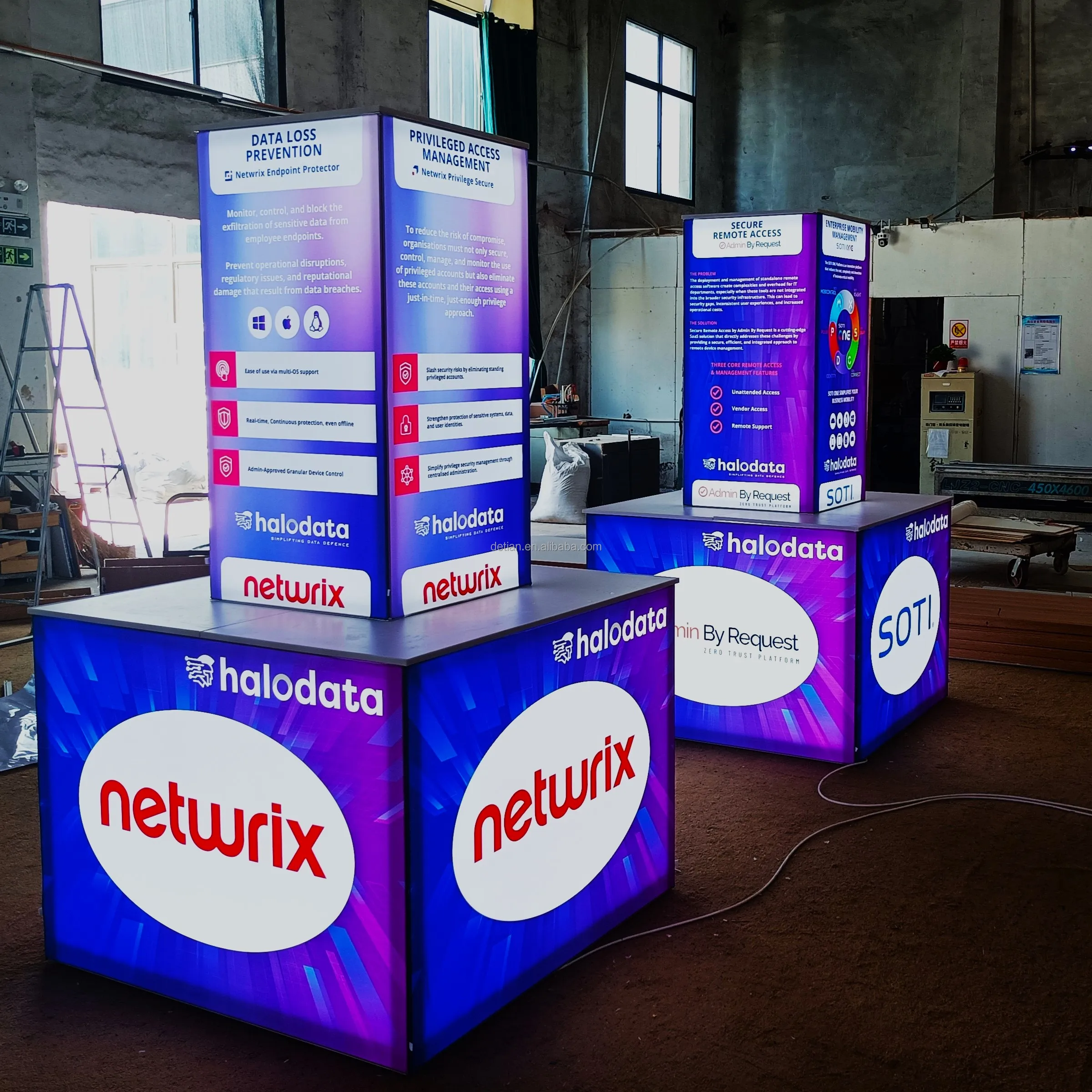 Portable Modular Trade Show Booth Display Stand from Shanghai Aluminum Frame with Tension Fabric for Indoor Use