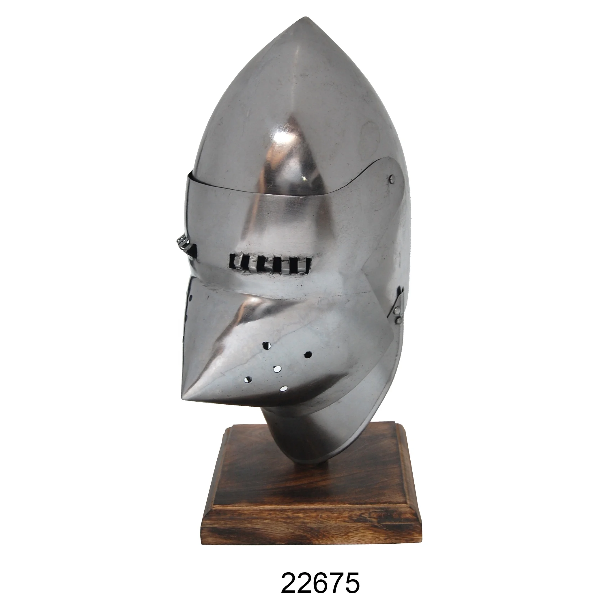 Немецкий защитный шлем Maximillian для продажи