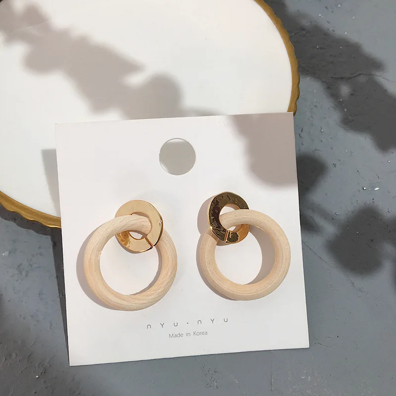 
SH182 2020 new fashion Round Wood Earrings for women 