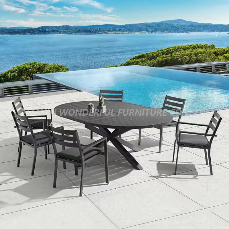 Simple Garden Furniture Leisure Garden Plastic Wood Tables and Chairs