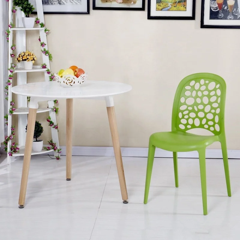 Factory wholesale outdoor plastic chairs for wedding events dining chairs for kitchen living room chairs