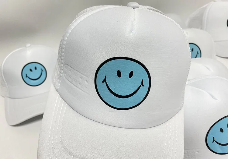 Wholesale baseball trucker hat embroidery patch, distressed custom mesh trucker cap