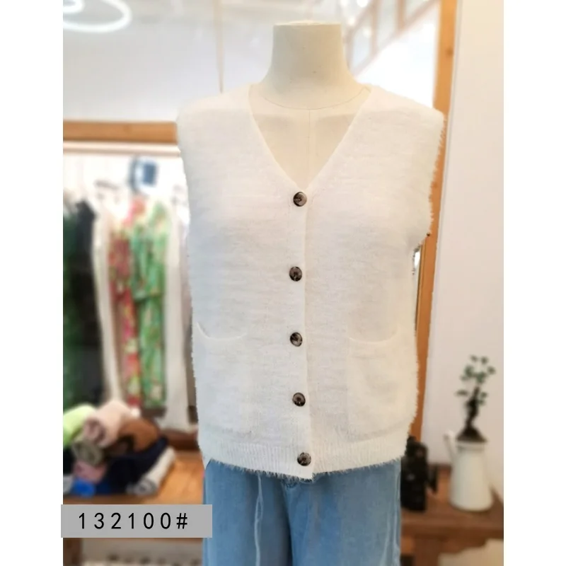 Wholesale pretty new style v neck Pockets women knit button vests sleeveless sweater-Mink hair