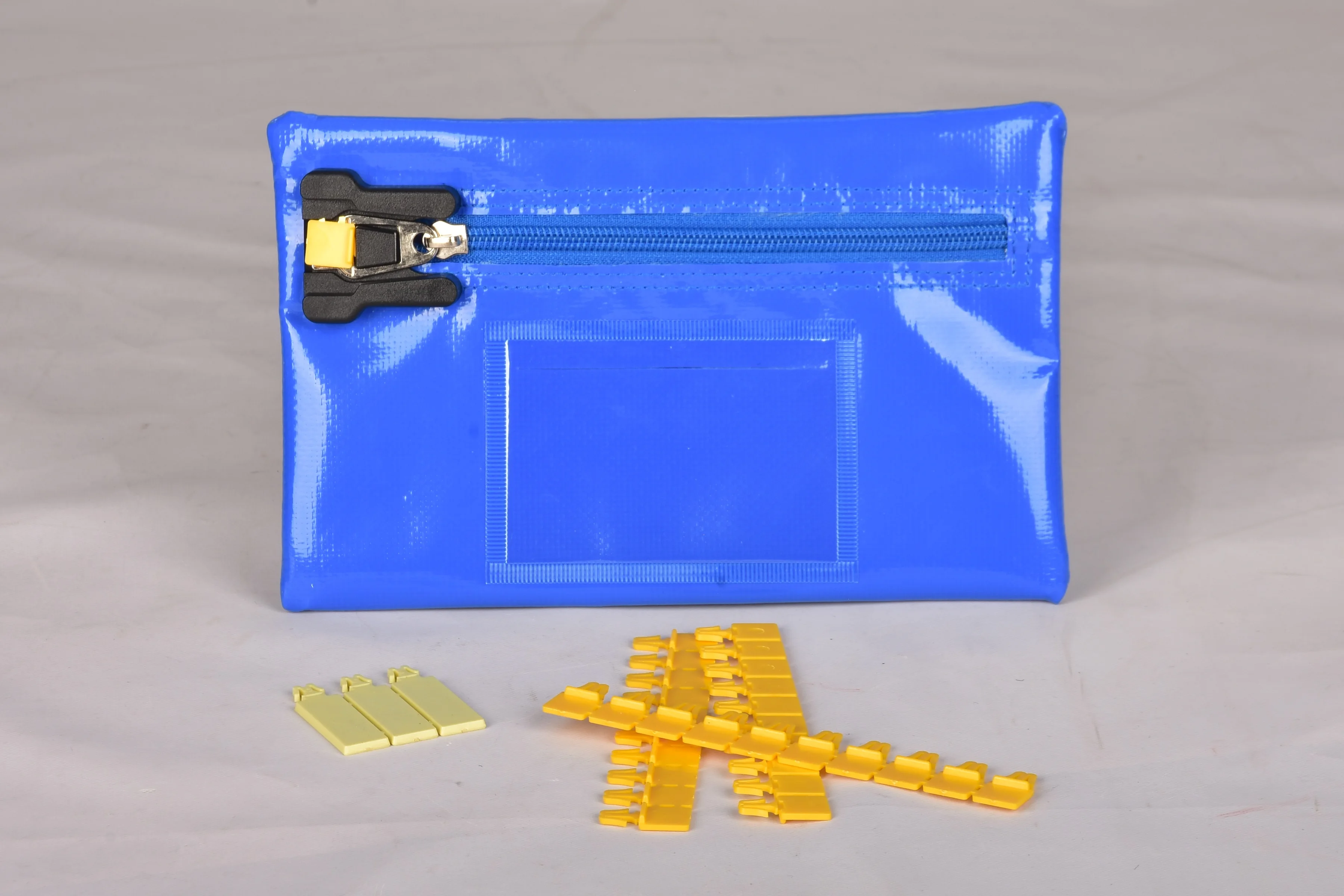 2024 Custom Logo Security Bank Bags with Zipper and Seal Lock Waterproof Lockable Pouch Lockable Cash Bag for Bank Deposits