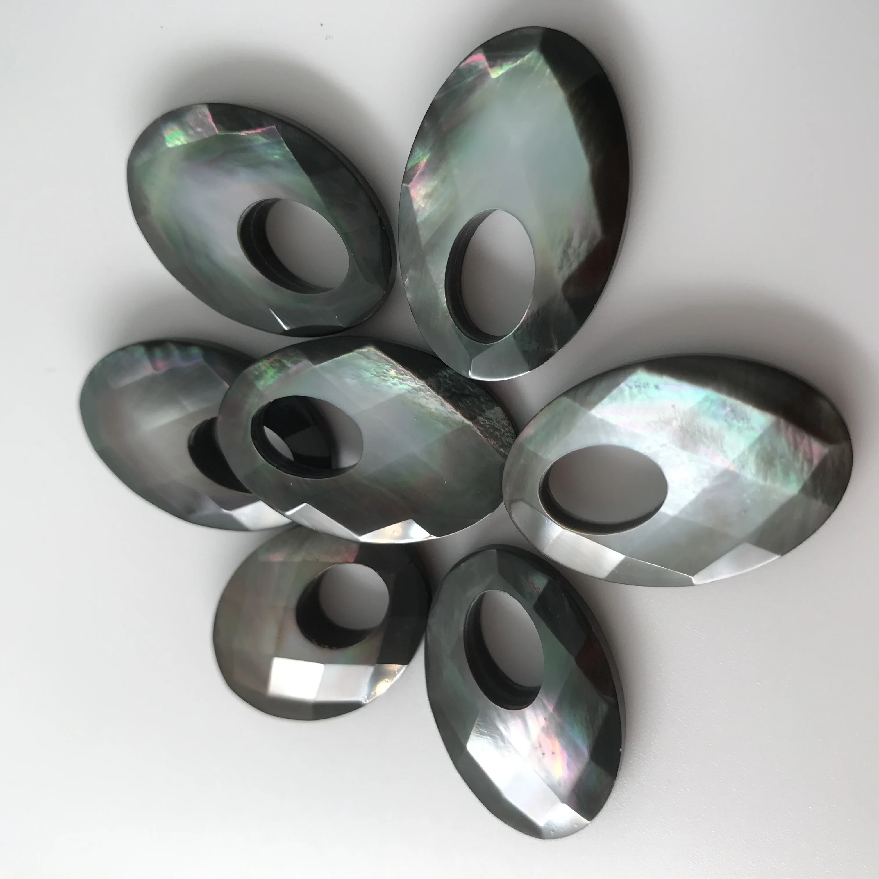 Natural White Mother Of Pearl Shell Charm Black MOP Shell Pendant for Jewelry Bracelet Necklace DIY